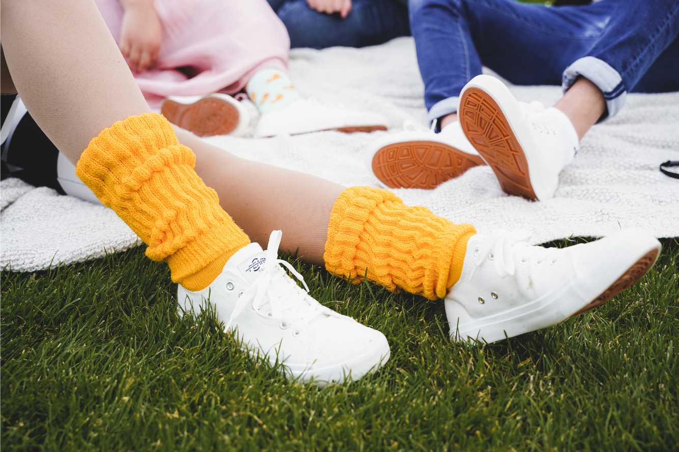 Retro Low-Top White Canvas Sneakers