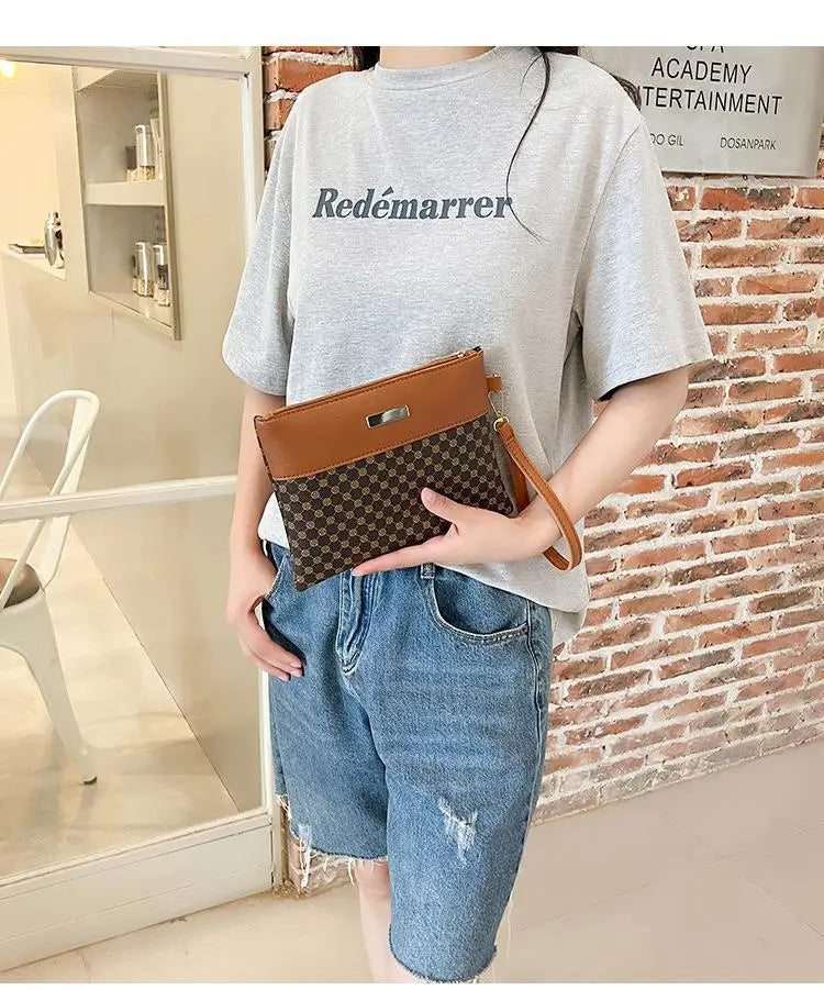 Women's Retro Print Clutch Wallet