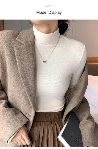 Elegant Knit Half-Turtleneck