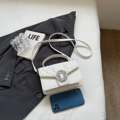 Diamond Gleam Chain Bag