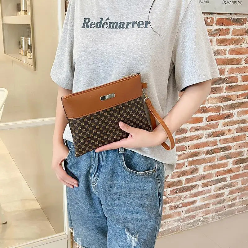 Women's Retro Print Clutch Wallet