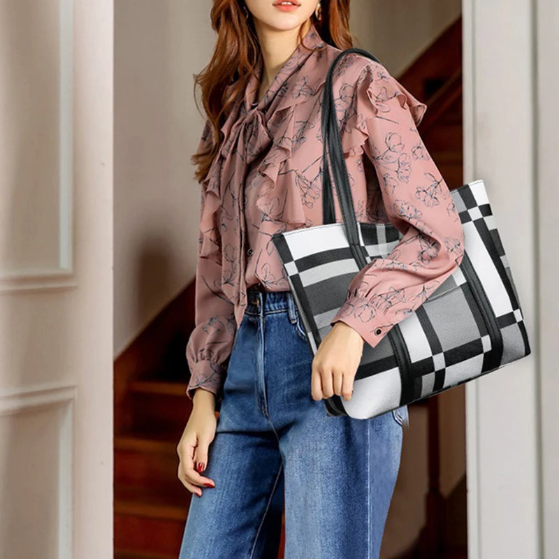 Plaid Large Capacity Shoulder Bag