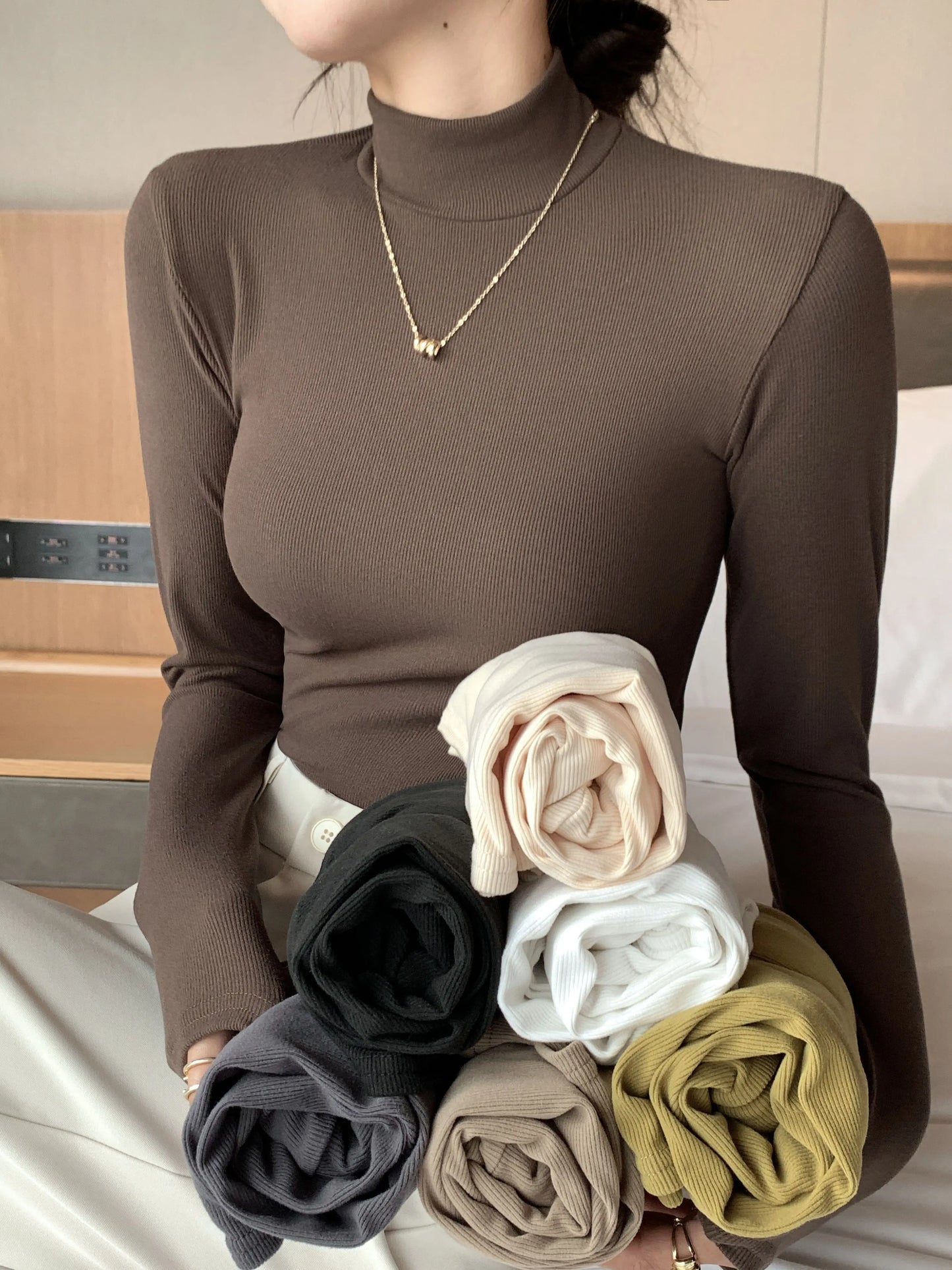 Elegant Knit Half-Turtleneck