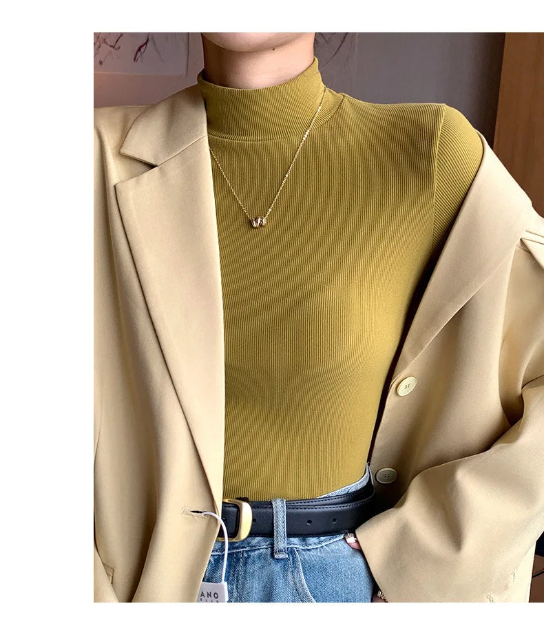 Elegant Knit Half-Turtleneck